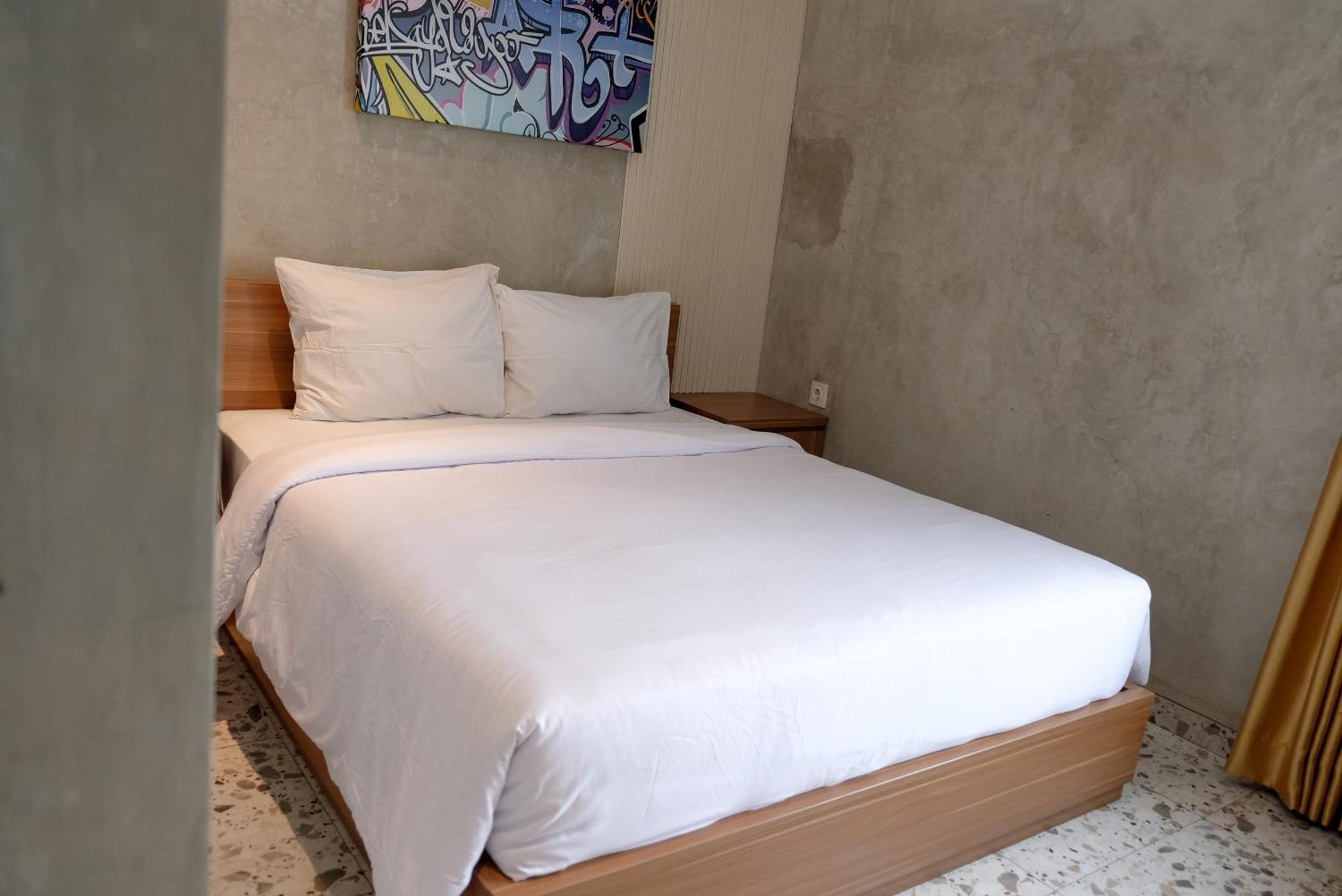 The Batik Bed And Coffee Hotel Bandung