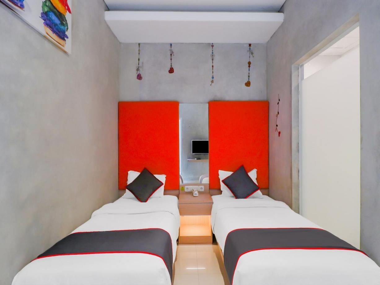 Hotel The Batik Bed And Coffee 3*